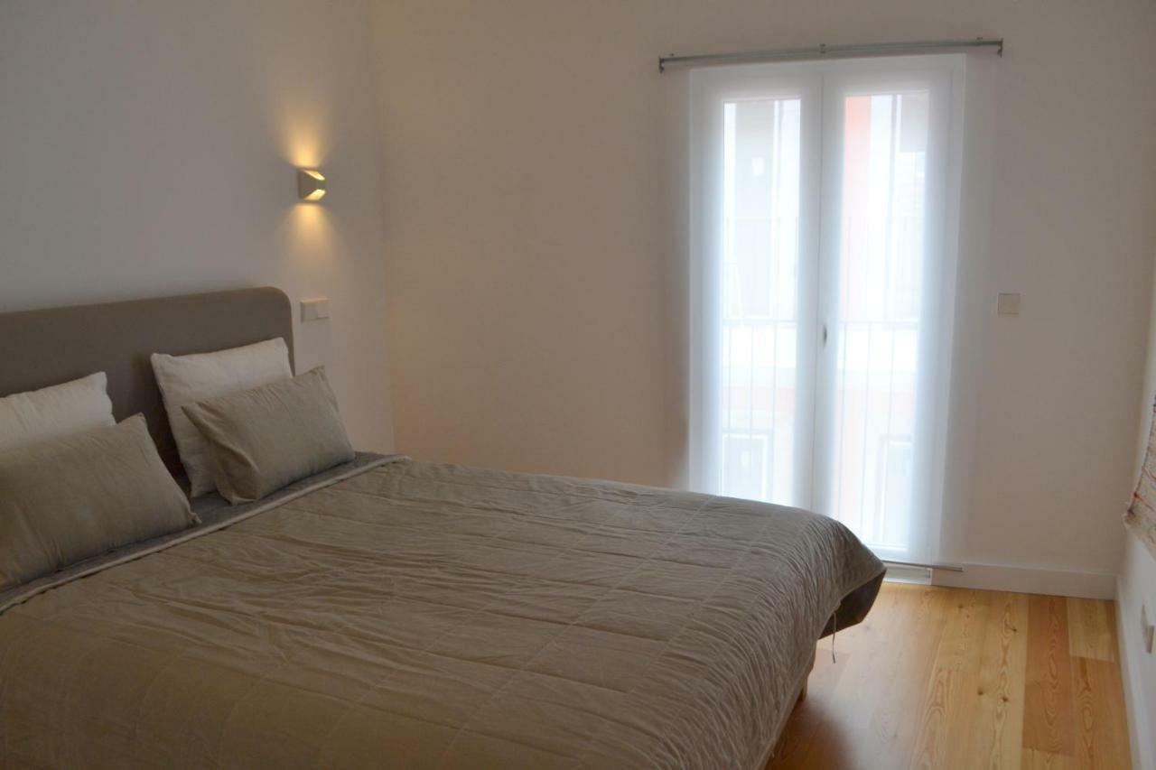 Tp Bombarda 5, Lisbon Deluxe Apartment Bagian luar foto
