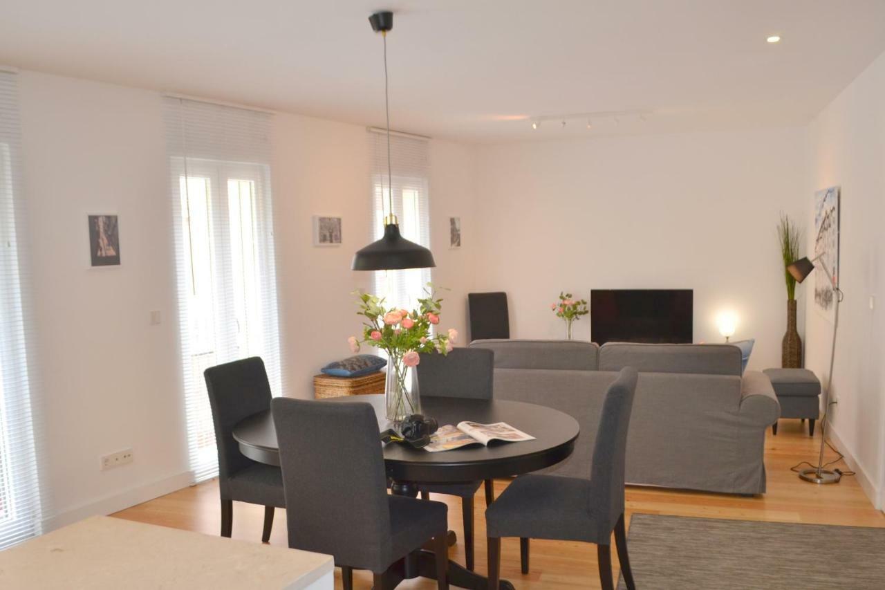 Tp Bombarda 5, Lisbon Deluxe Apartment Bagian luar foto